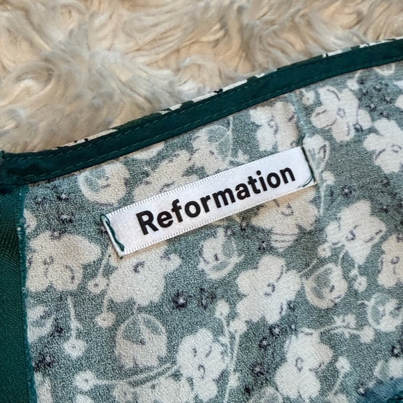 Reformation Margot Mini Skirt in Cilantro - Size 12 - Picture 4 of 5